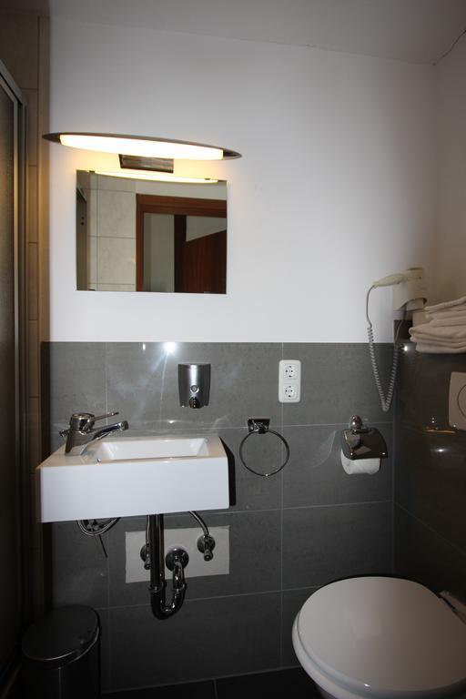 Stadthotel Kleiner Berg Hotel 2*